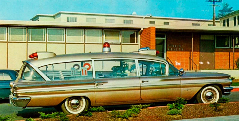 1960 Superior-Pontiac Criterion Ambulance.jpg