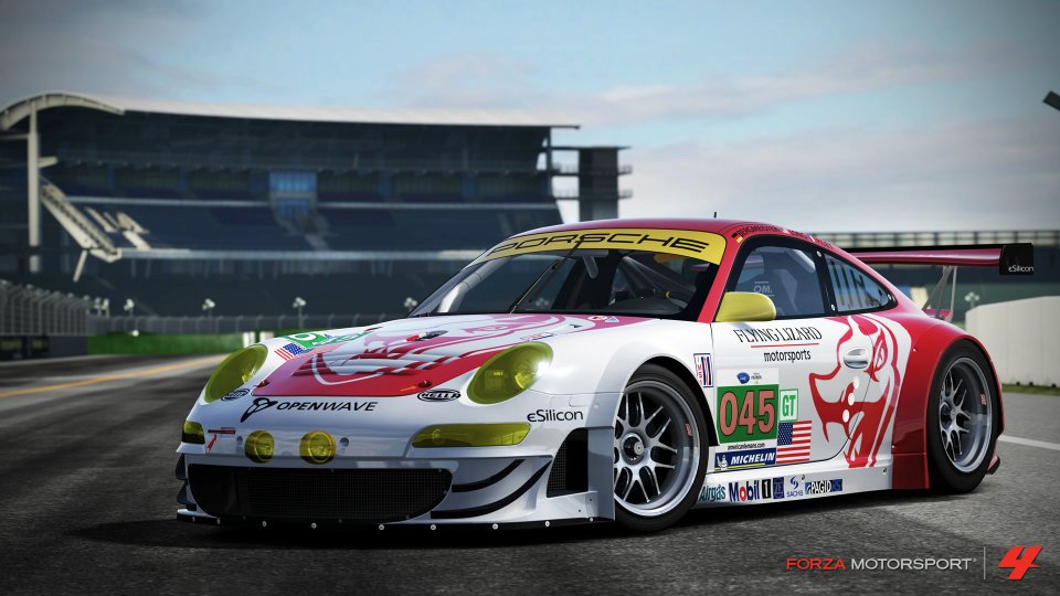 2011-Porsche-45-Flying-Lizard-911-GT3-RSR.jpg