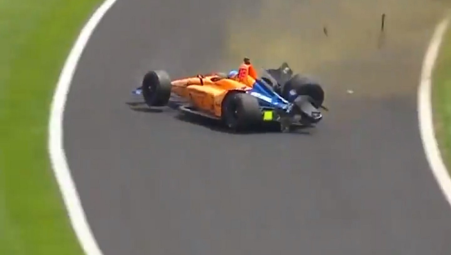 Alonso Indy 500 Crash 2019.jpg