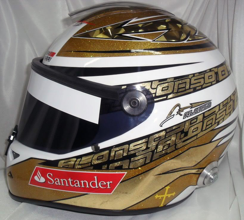 Alonso_2011_Helmet_Monaco_Gold.jpg