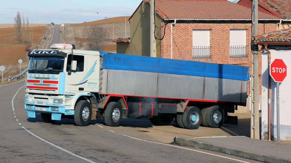article-camion-pegaso-1440-38-ts-cuatro-patas-5a6b15d7b6879.jpeg