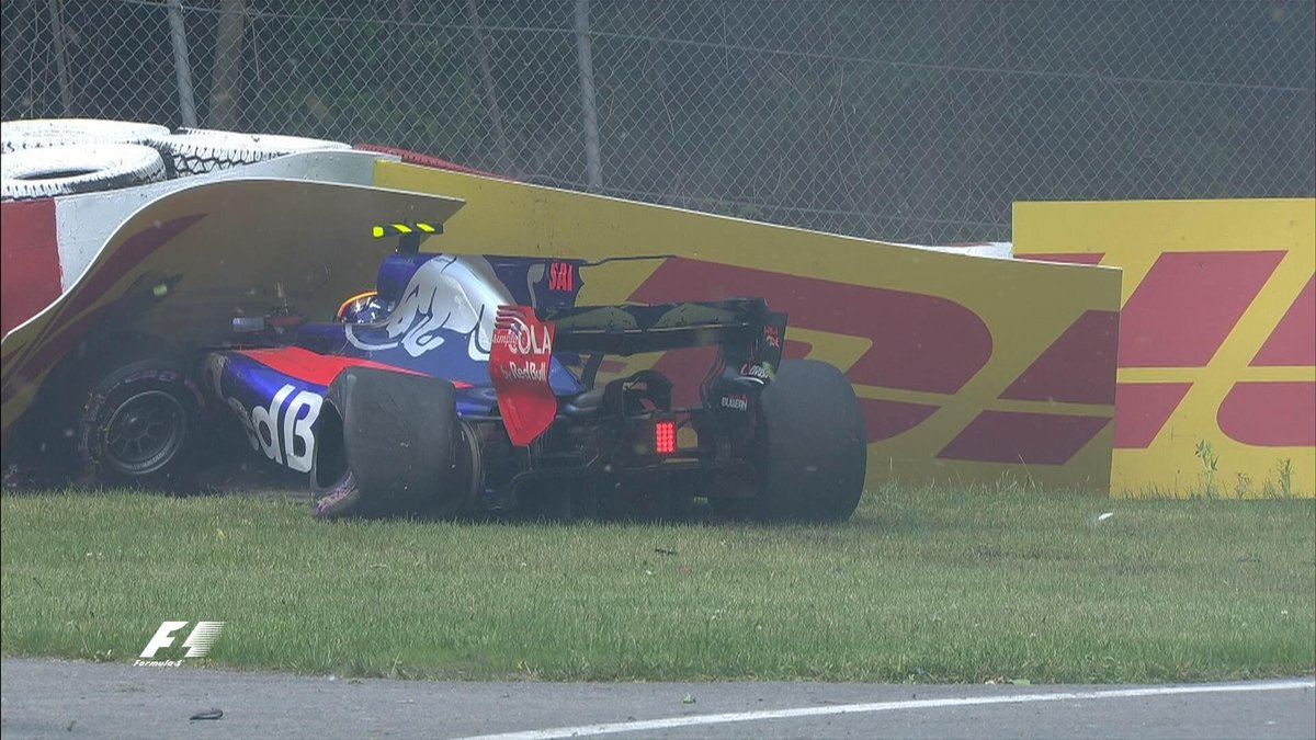Canadian GP Sainz Crash.jpg