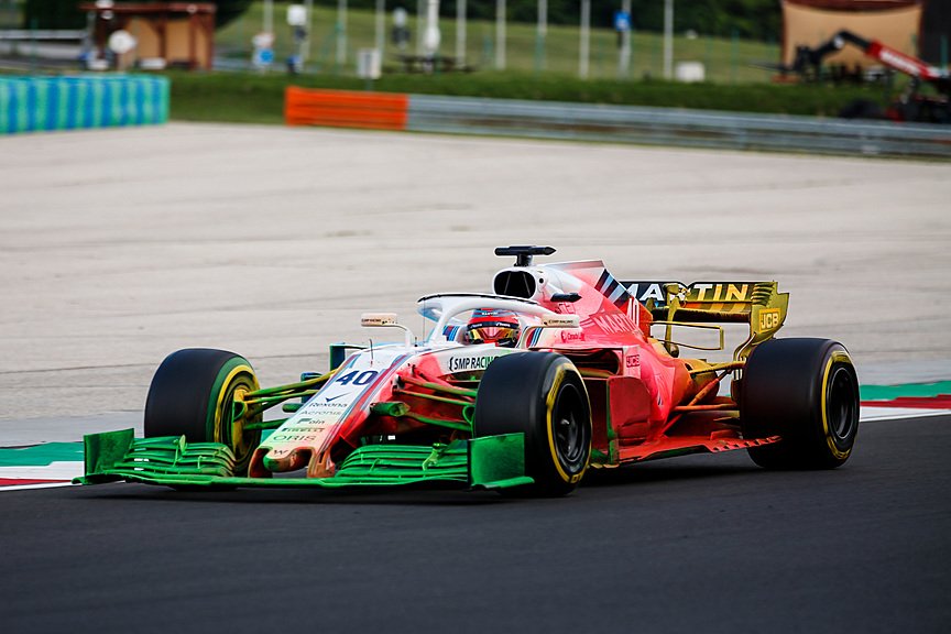 F1 Testing Day 2 - Williams.jpg