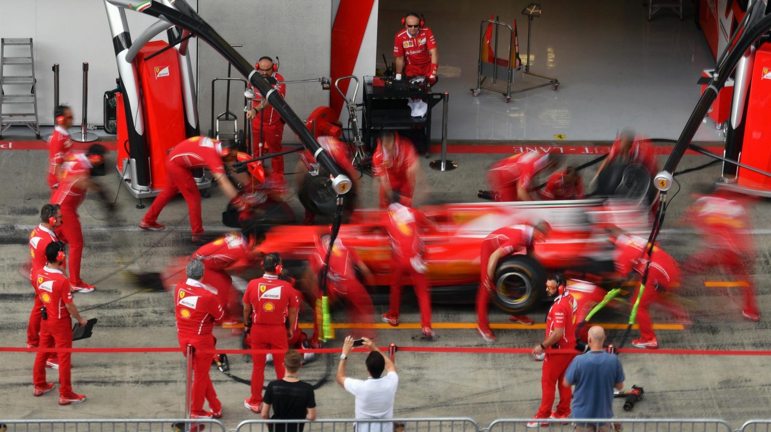Formula One Austrian Grand Prix - Ferrari pitstop.jpg