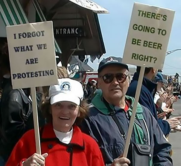 funny-protest-signs-trolling-people-62-59d220fba53ad__605.jpg