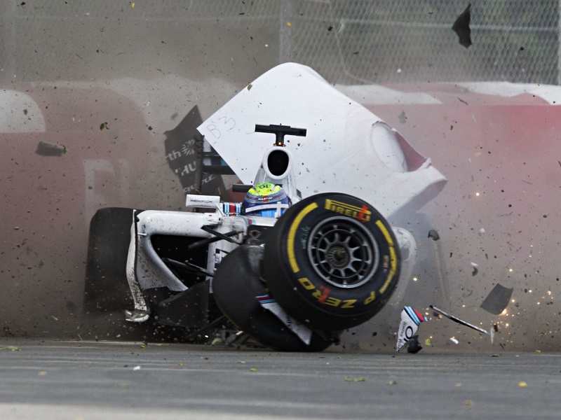 Massa Canada 2015 Crash.jpg