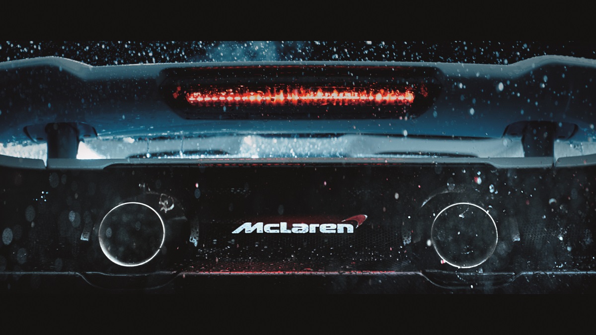 McLaren 675LT supercar Longtail.jpg
