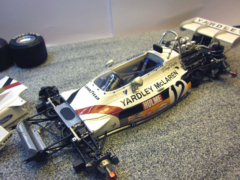 McLaren M19B_000.jpg
