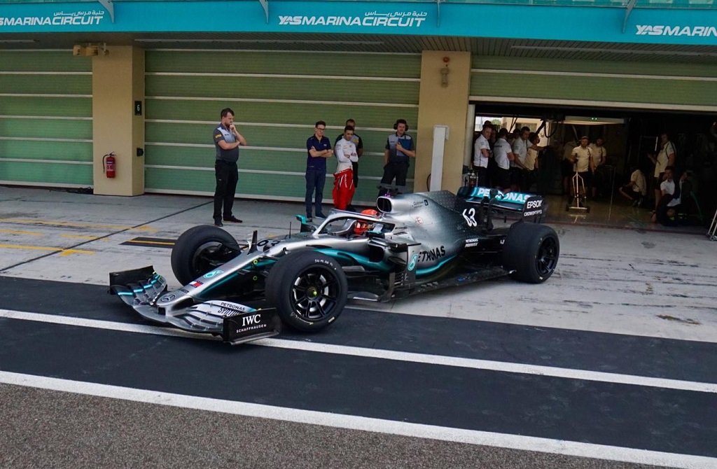 Mercedes 18 Inch F1 Testing 1.jpg