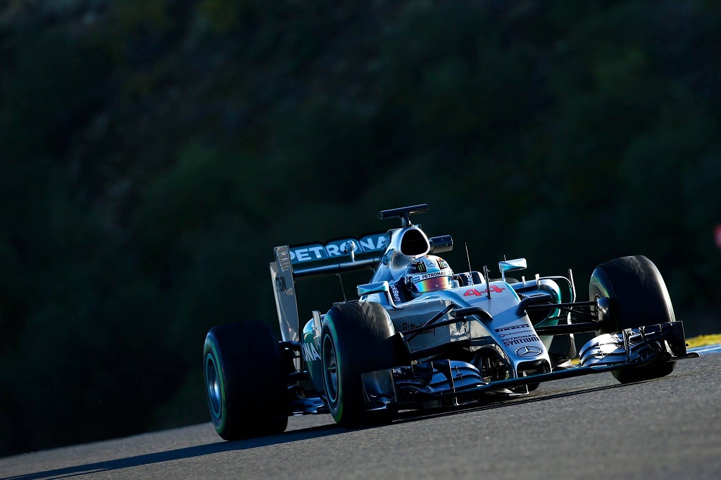 Mercedes F1 2015.jpg
