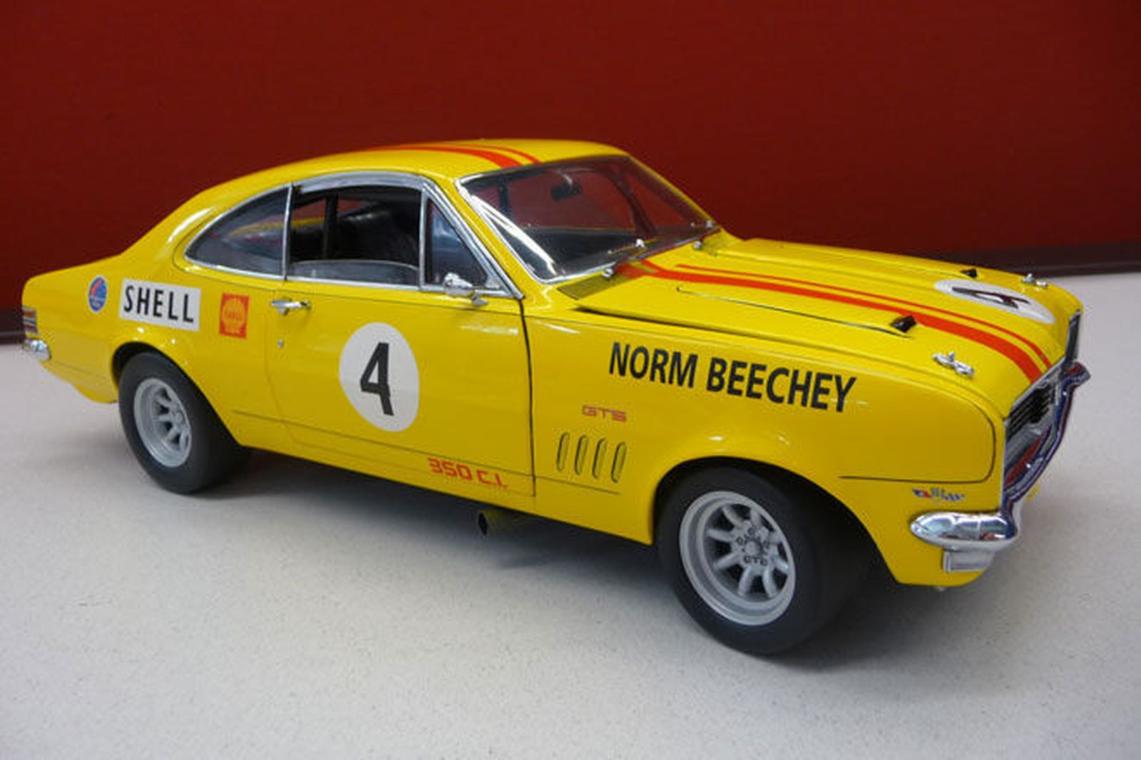model-car-holden-ht-monaro-norm-beechey-no-4-118-scale.jpg