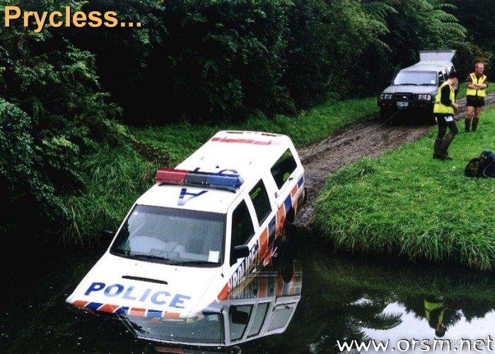 Police_Car_Crash_in_River.jpg