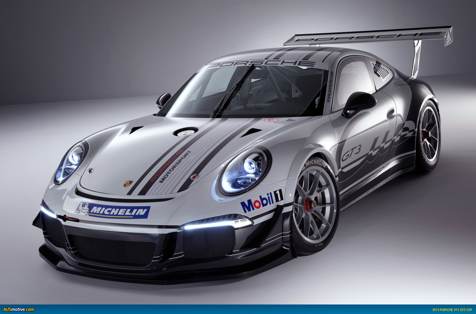 Porsche-911-GT3-Cup-01.jpg