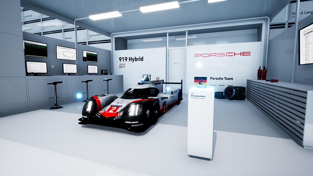 Porsche Hall of Legends VR 2.jpg