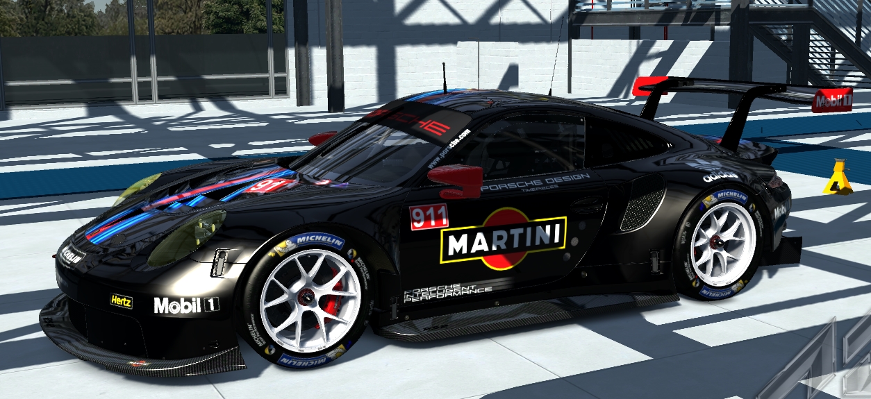 Porsche_911_RSR_Martini_8.jpg