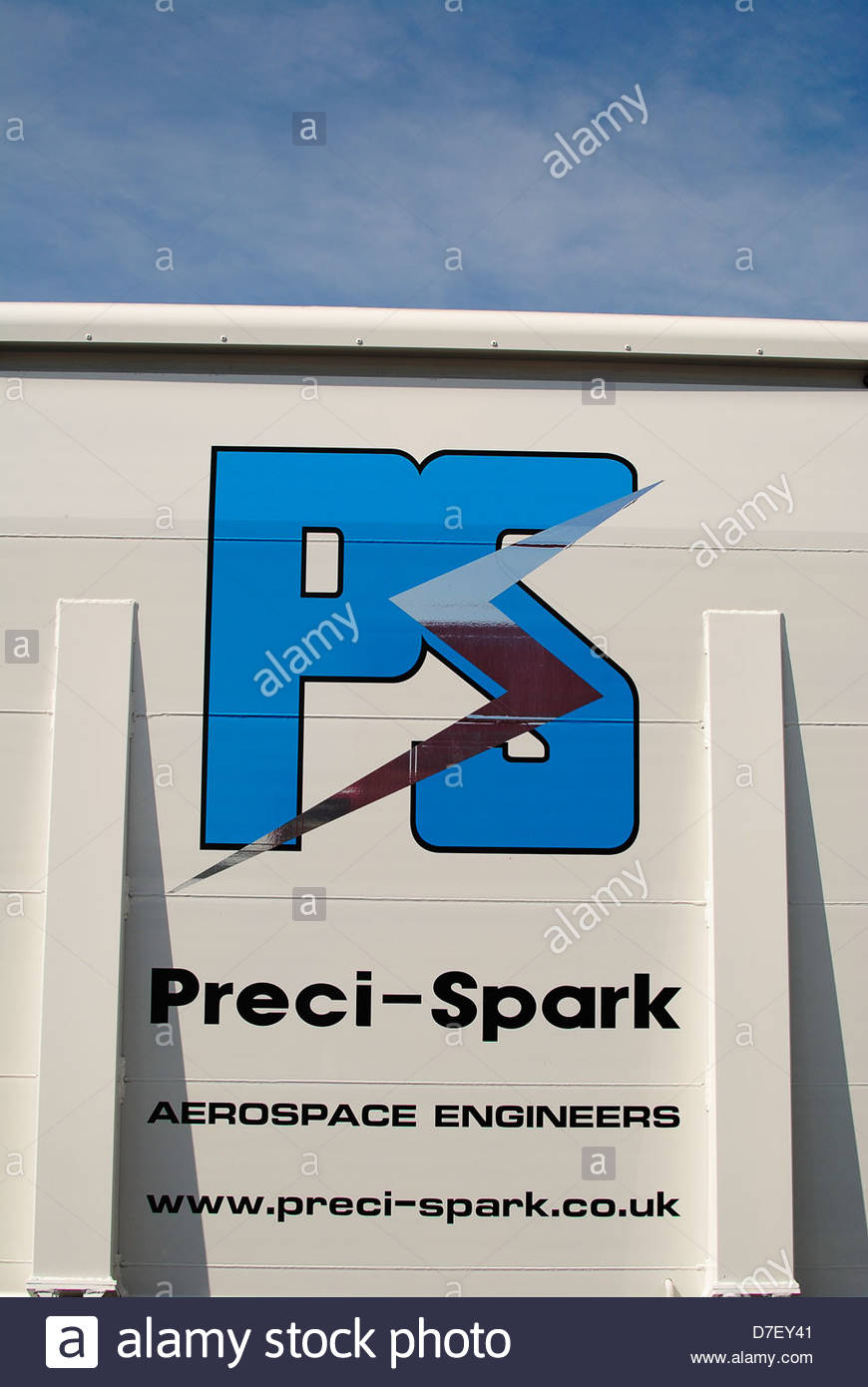 preci-spark-aerospace-engineers-D7EY41.jpg