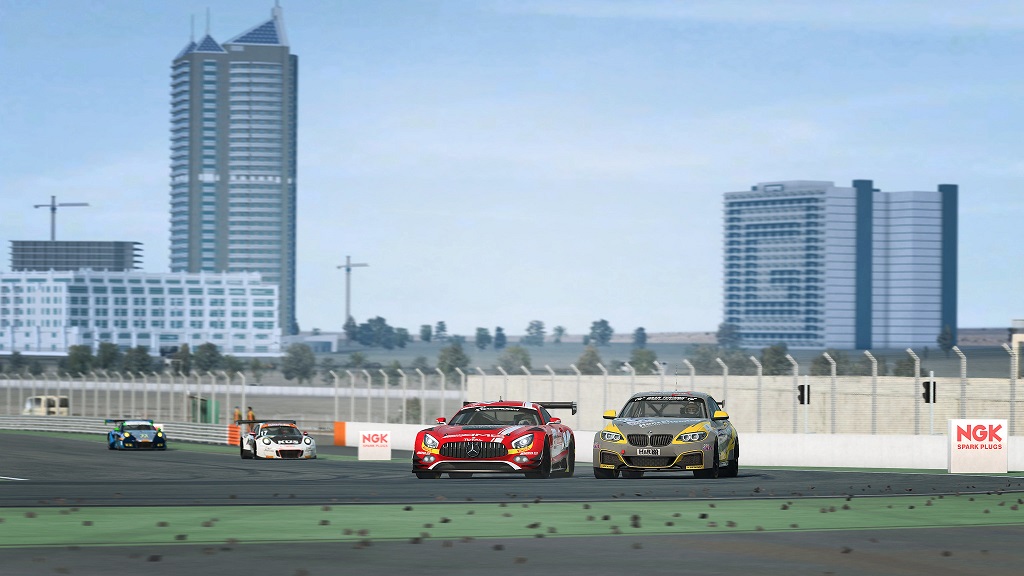 RaceRoom Updated - Dubai Released.jpg