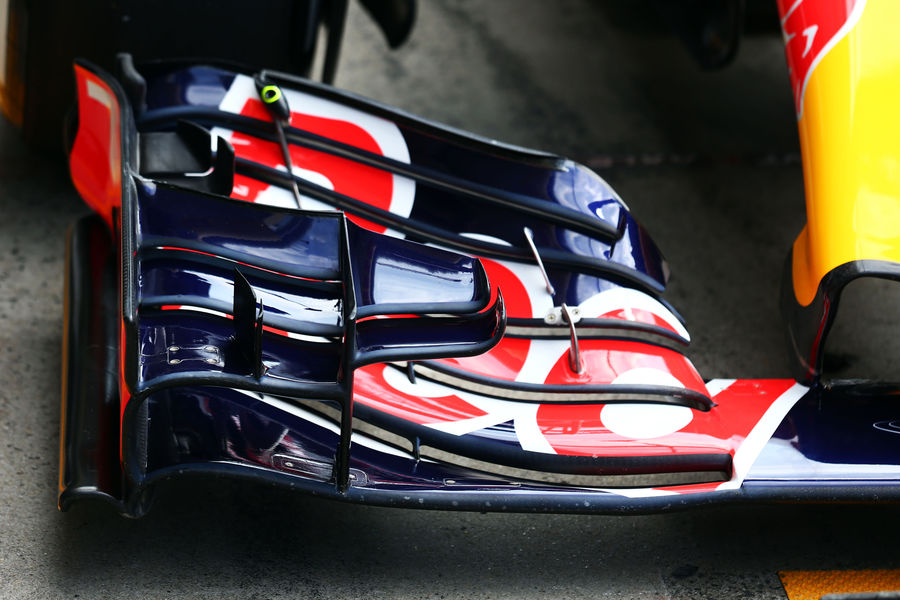 Red-Bull-Formel-1-GP-China-Shanghai-10-April-2015-fotoshowBigImage-2d5d77c2-856326.jpg