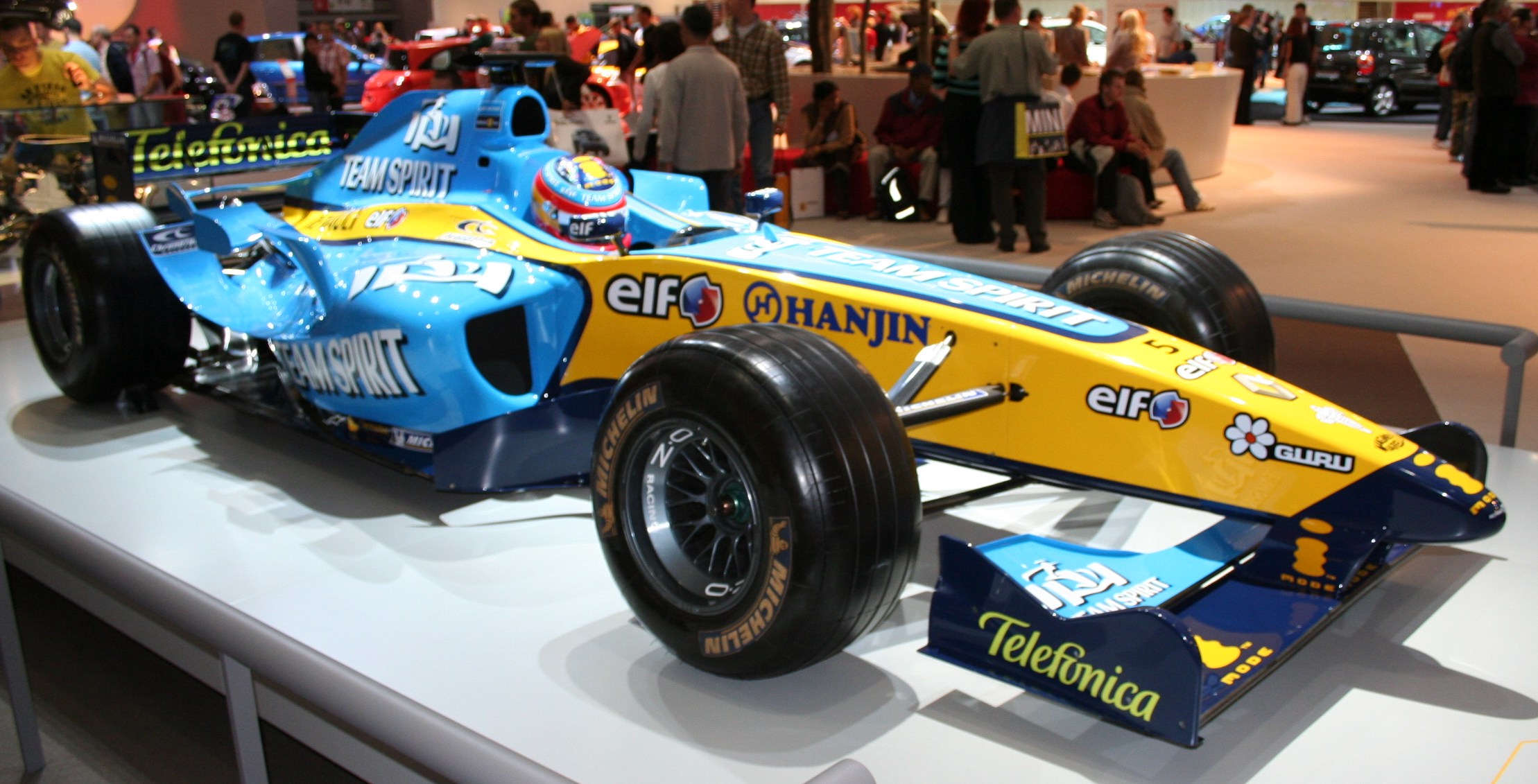 Renault_F1_IAA_2005.jpg