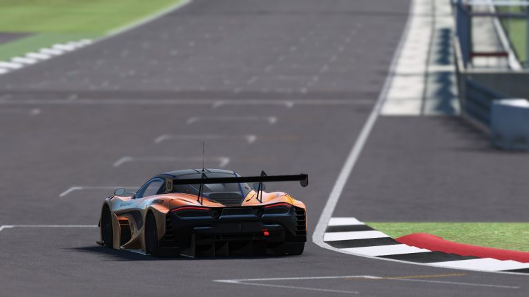 rF2 McLaren 720s 2.jpg