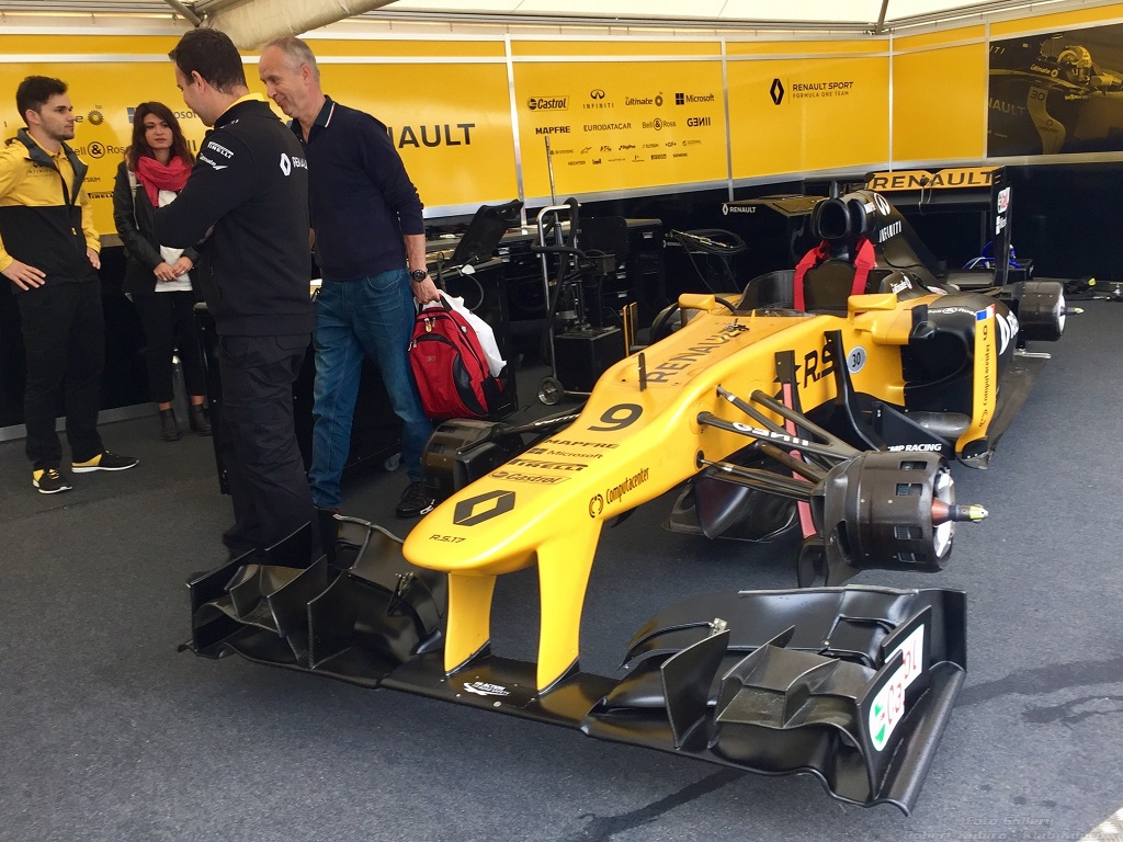 Robert Kubica Renault Test 3.jpg