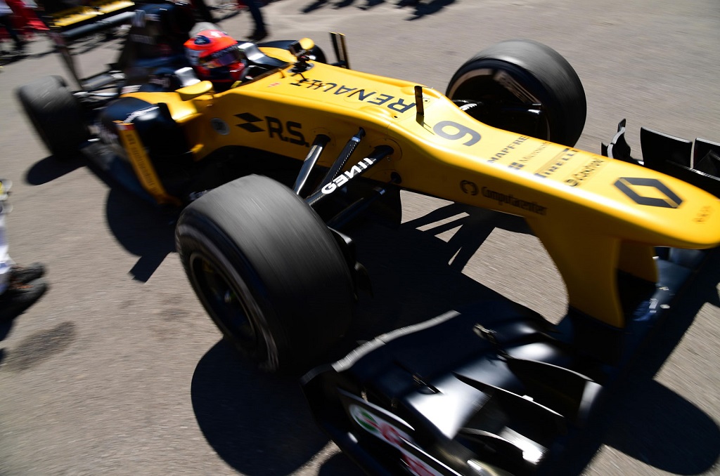 Robert Kubica Renault Test 5.jpg