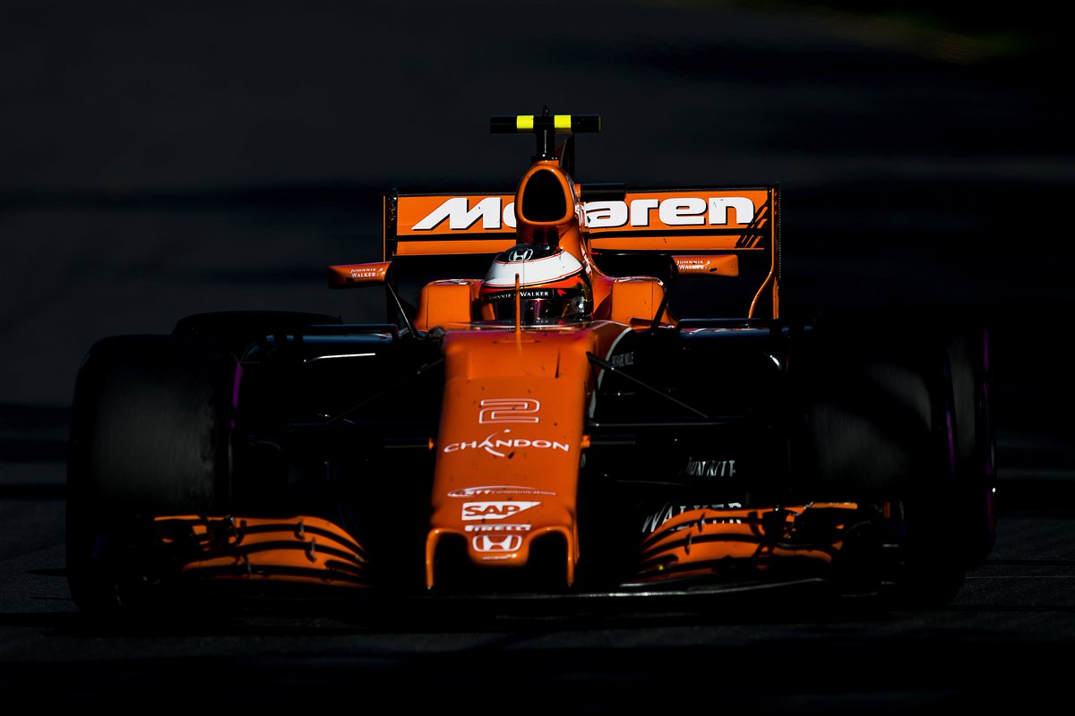 Stoffel Vandoorne Extends McLaren Contract.jpg