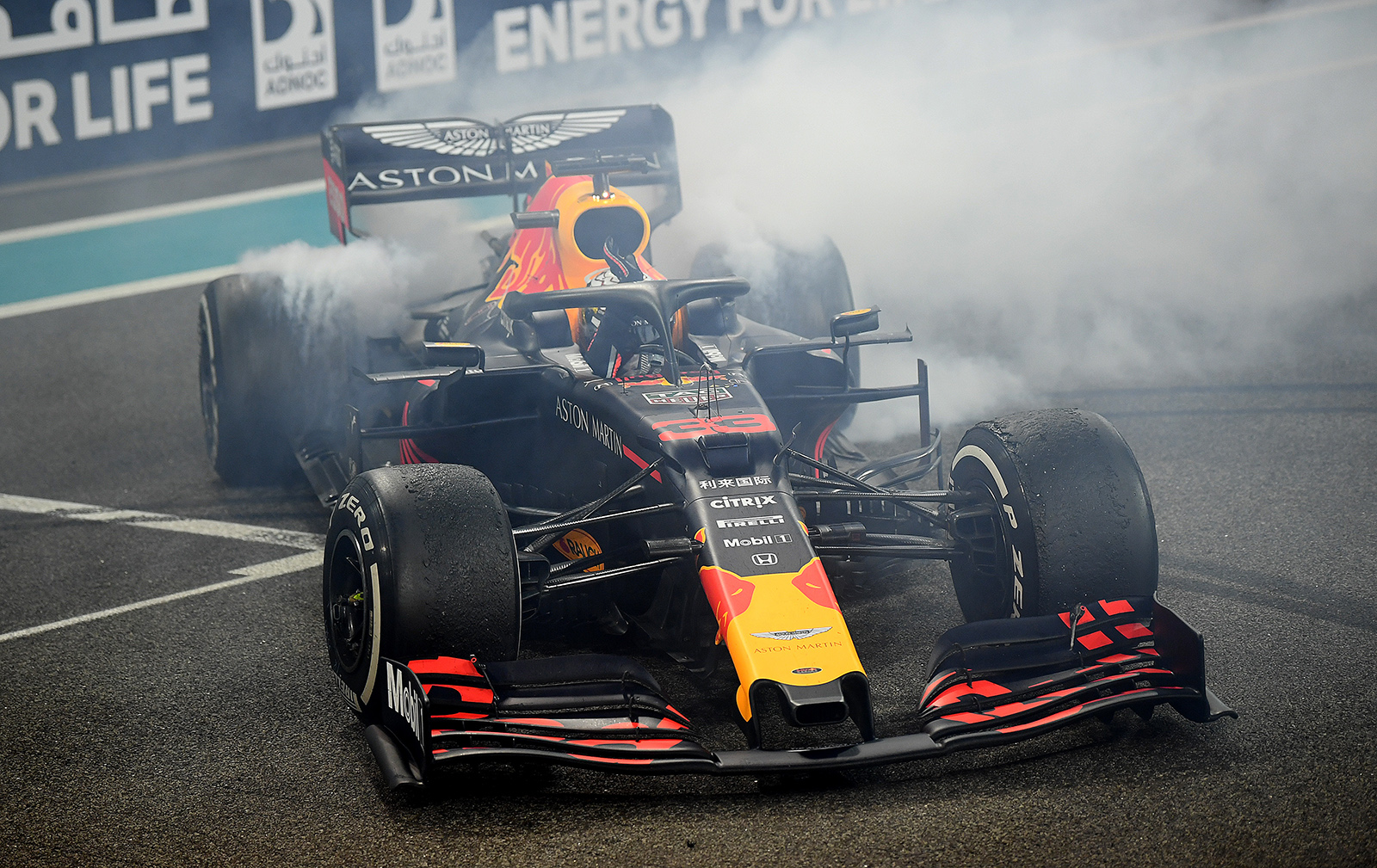 Verstappen Stays at Red Bull 1.jpg