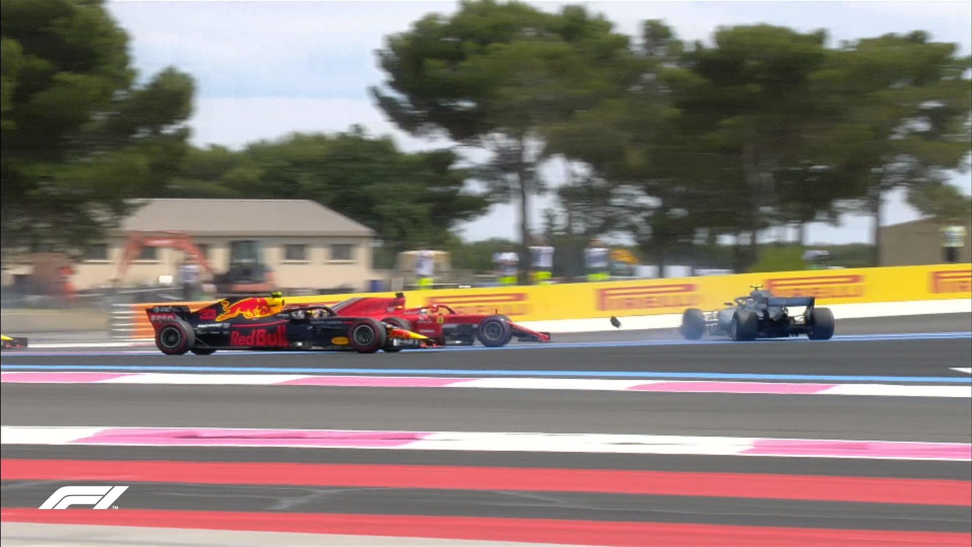 Vettel Bottas Crash.jpg