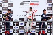 Brands-podium-R2-208.jpg