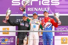 Le Mans-podium R1-42.jpg