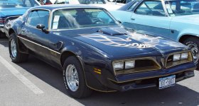 1977-Pontiac-Trans-Ams.jpg
