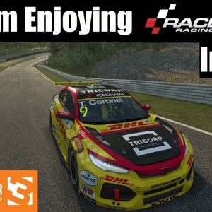 Why I'm Really Enjoying RaceRoom Racing Experience Right Now!