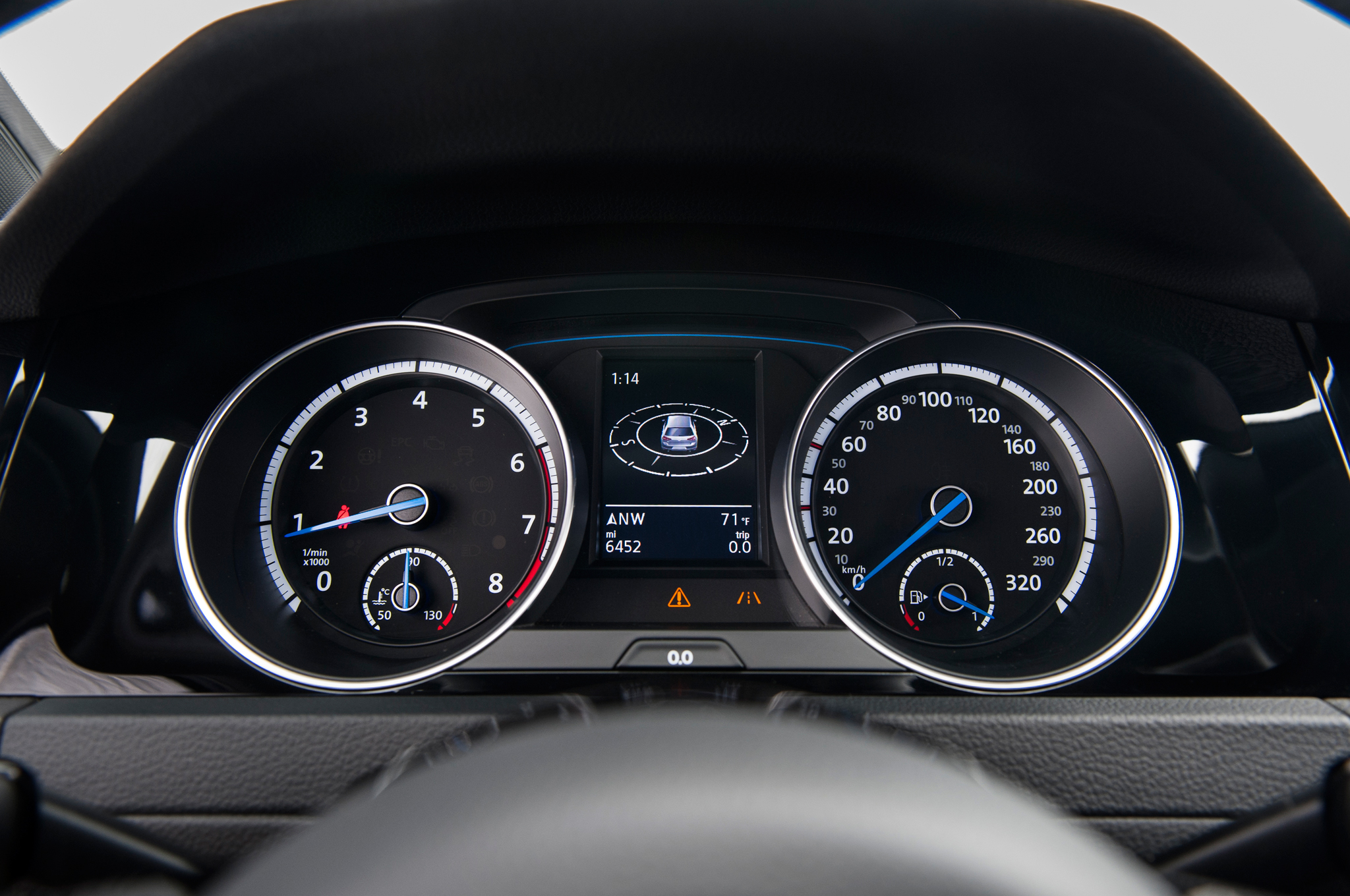 2015-Volkswagen-Golf-R-Speedometer.jpg