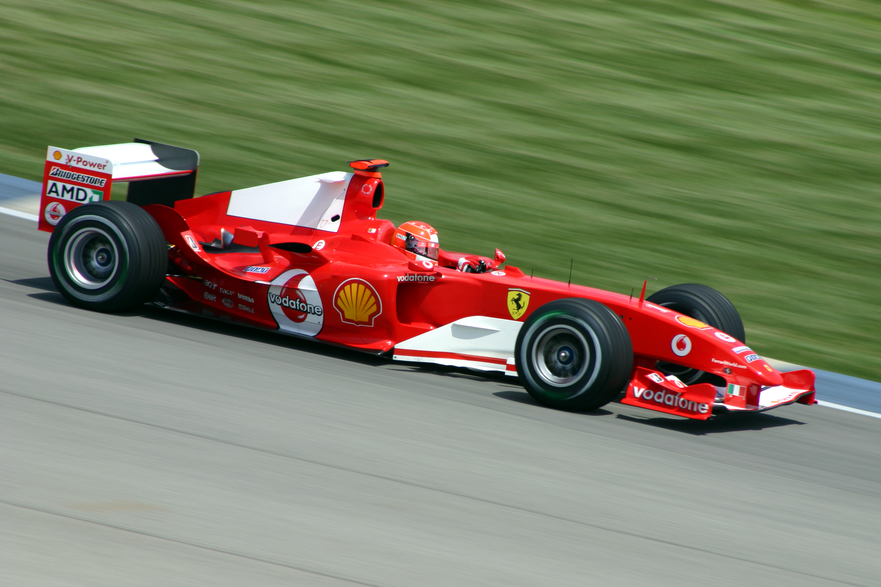 Michael_Schumacher_Ferrari_2004.jpg